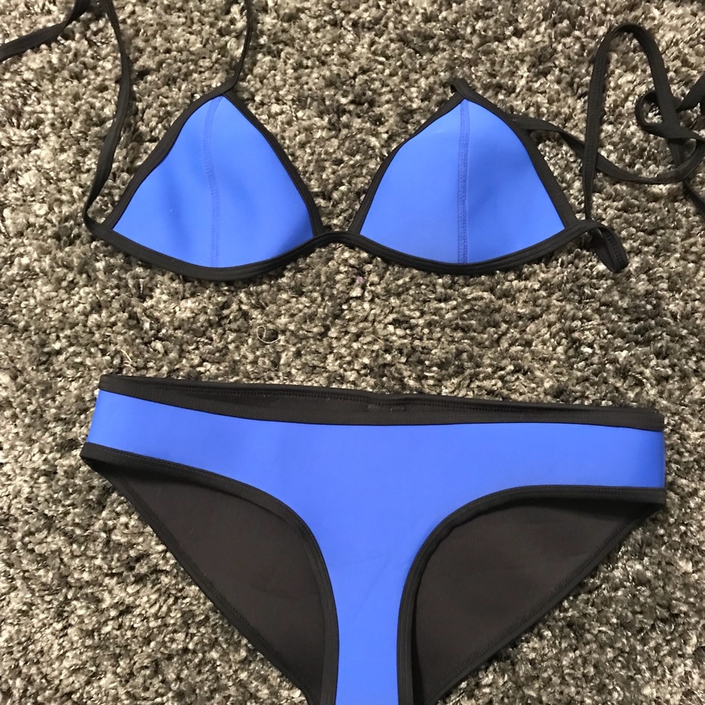 Triangl Swim set